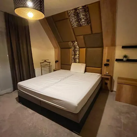 Penthouse privát Jakuzzival Smeraldo Villa-3